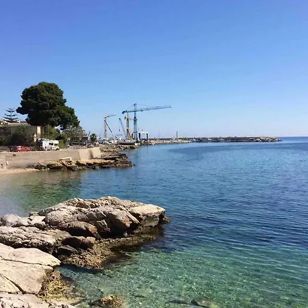 Vento Di Scirocco A Pochi Metri Dal Mare