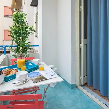 Vento Di Scirocco A Pochi Metri Dal Mare Apartamento